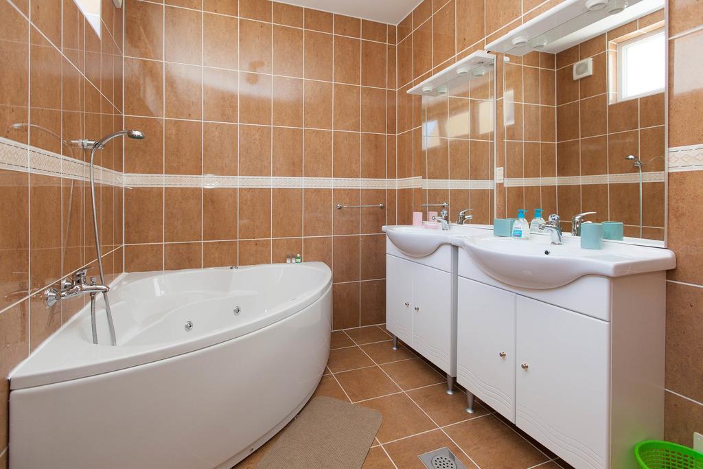 Apartmani Turudic Dramalj Exteriér fotografie